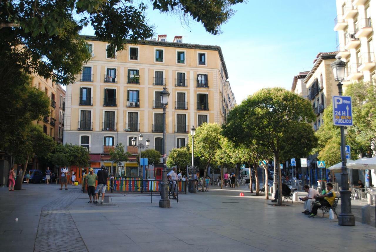 Apartamento En Calle Tres Peces Madrid Exteriör bild