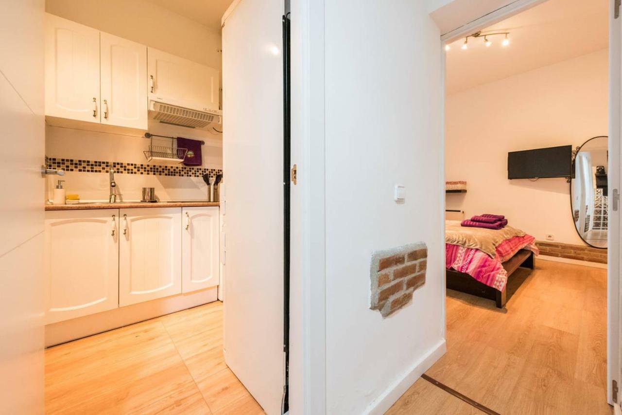 Apartamento En Calle Tres Peces Madrid Exteriör bild